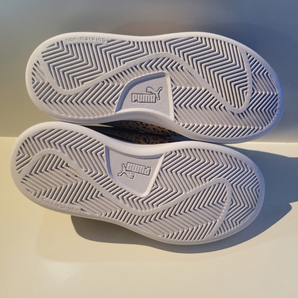 Puma - Picture 6 of 6